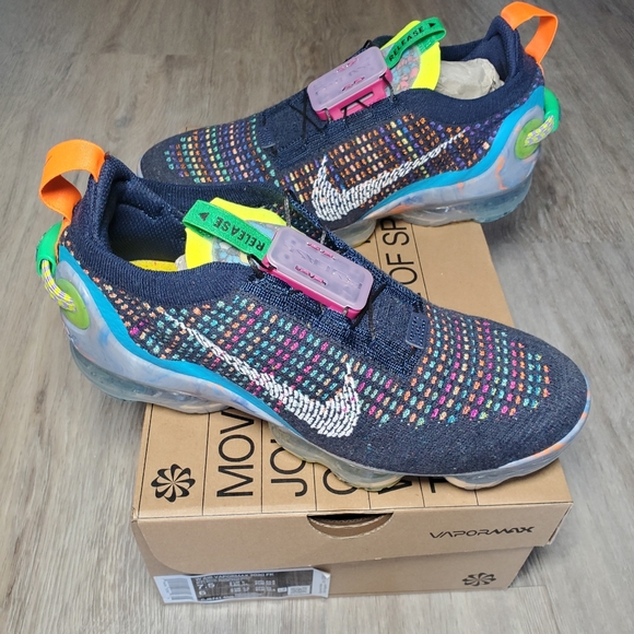 Nike Air VaporMax 2020 Flyknit Women Deep Royal Blue Size 7.5 - Picture 2 of 6
